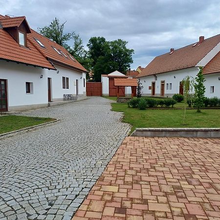 Martinuv Dvur Apartamento Plzeň Exterior foto