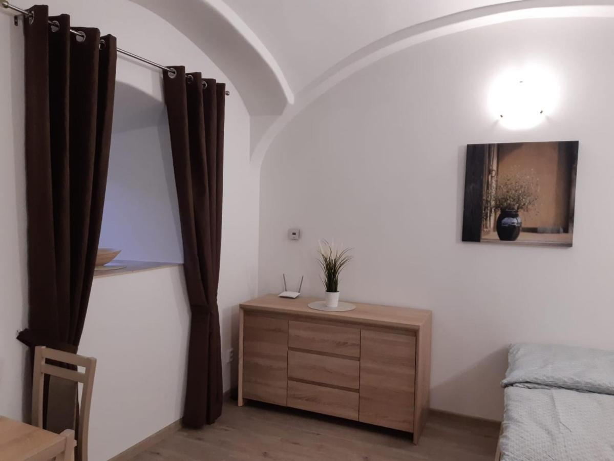 Martinuv Dvur Apartamento Plzeň Exterior foto