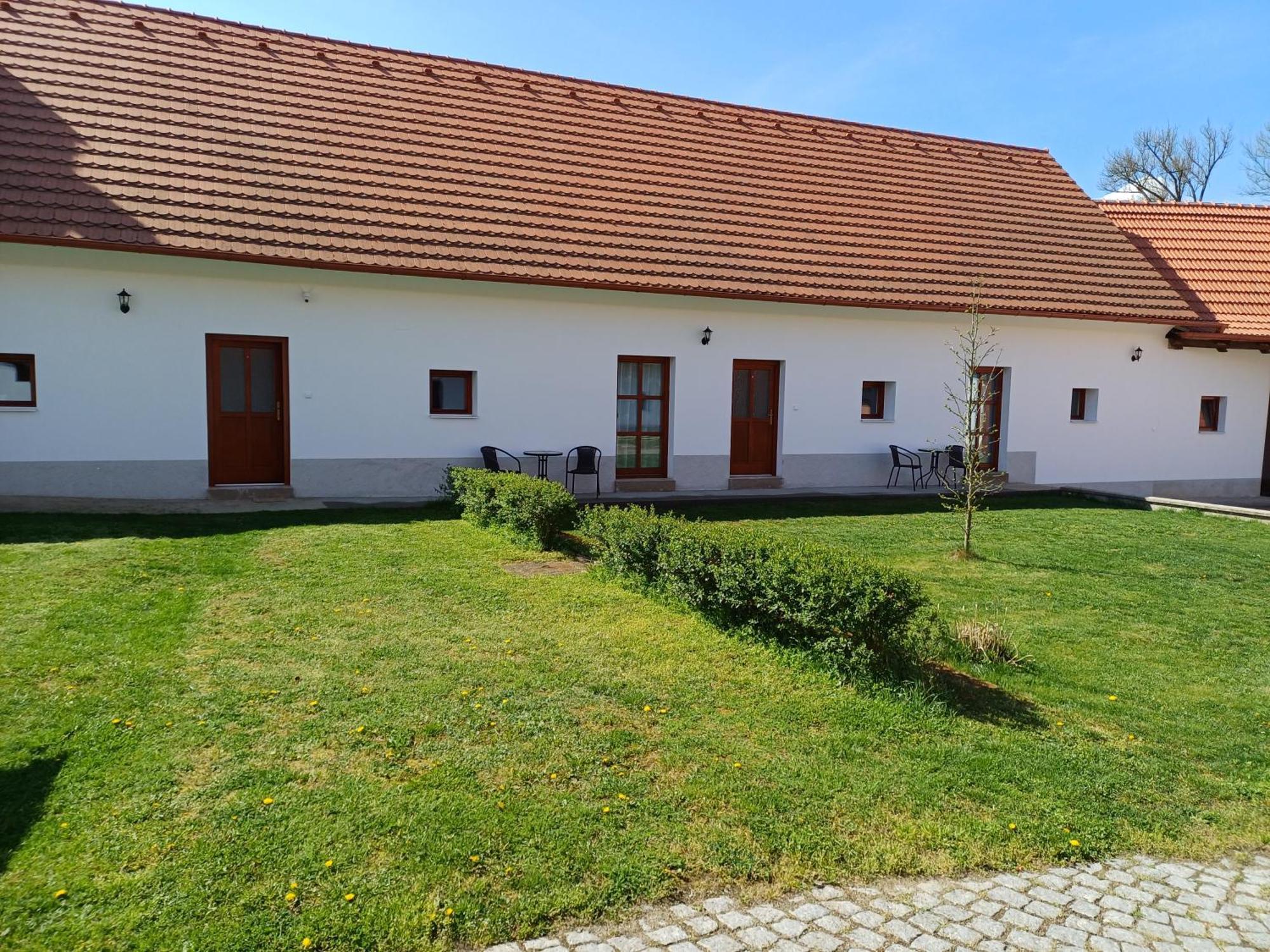 Martinuv Dvur Apartamento Plzeň Exterior foto