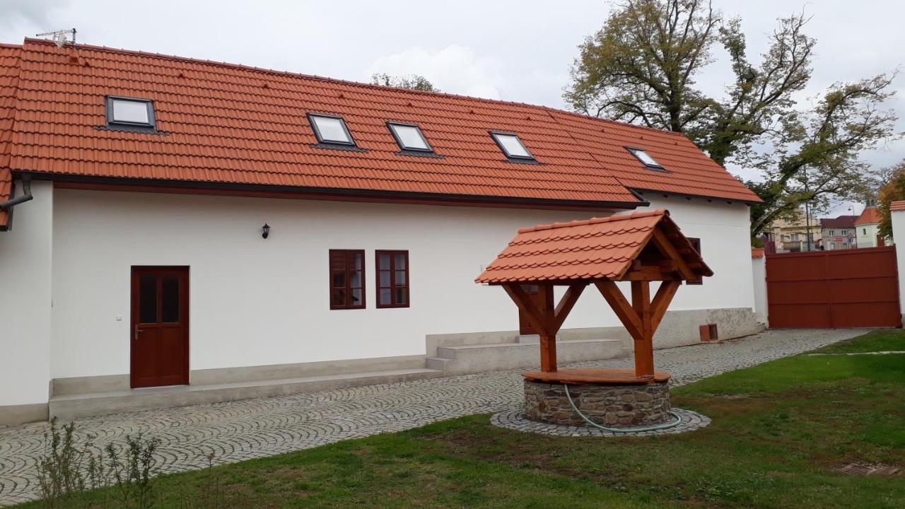 Martinuv Dvur Apartamento Plzeň Exterior foto