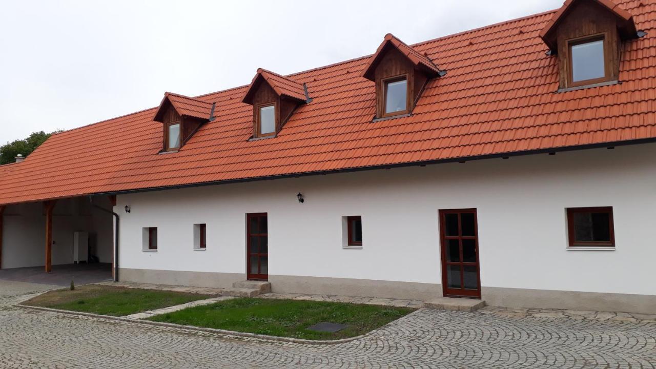 Martinuv Dvur Apartamento Plzeň Exterior foto